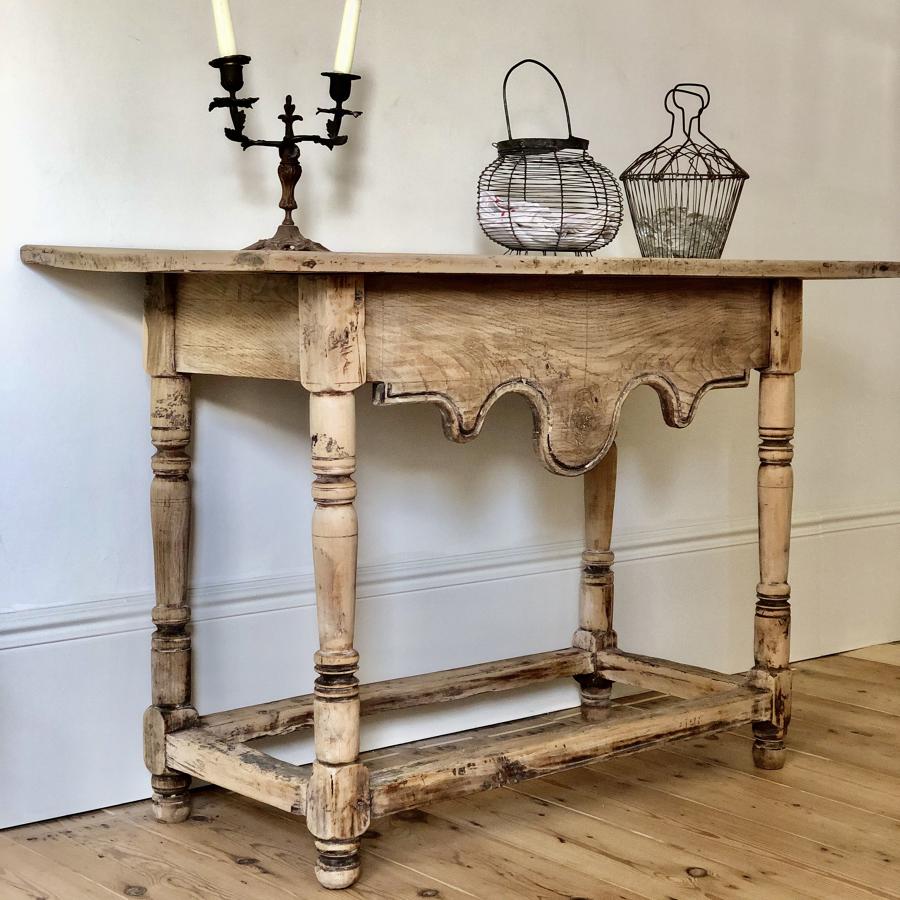 French antique early 19th century small oak table