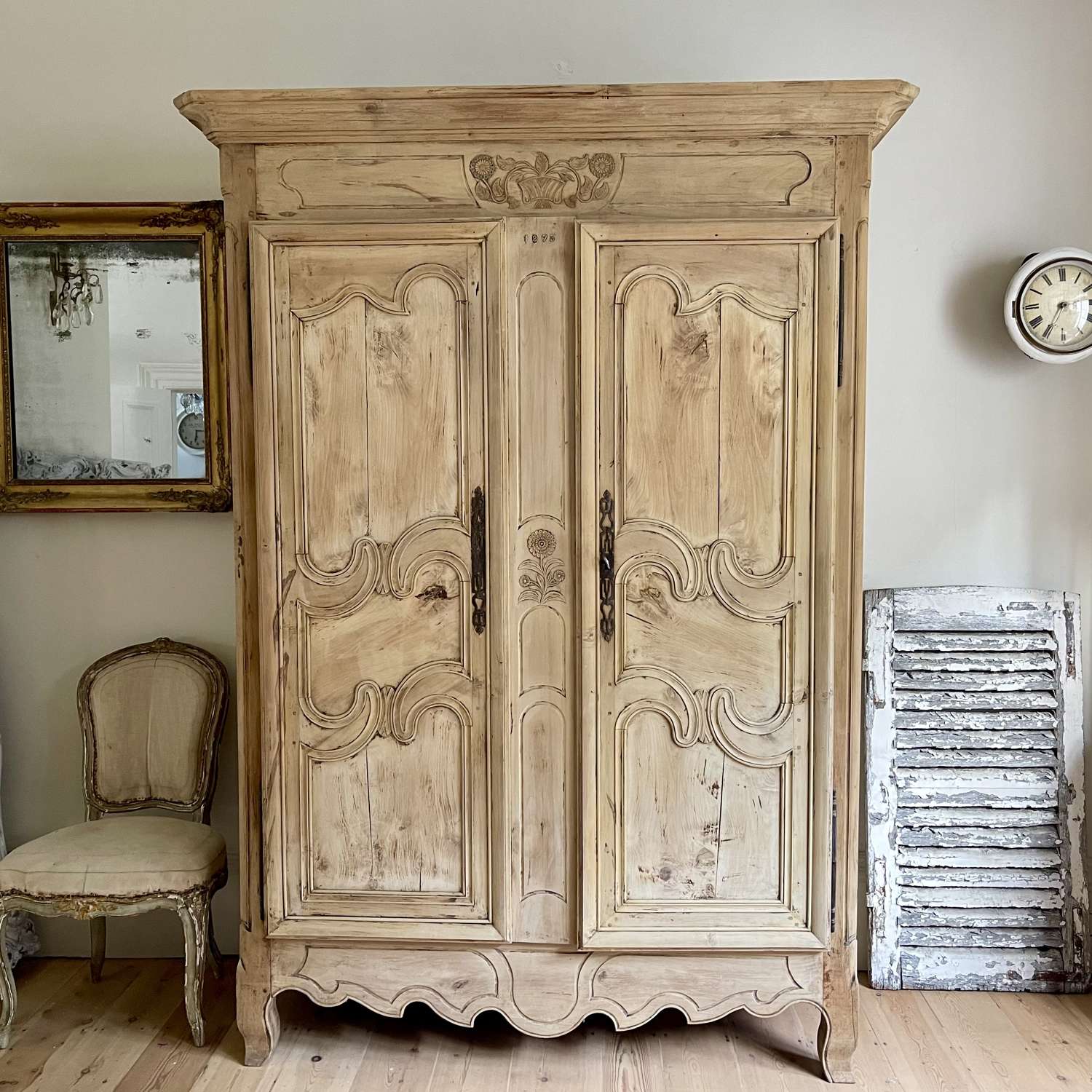 19th century French armoire with hanging rail - 1873