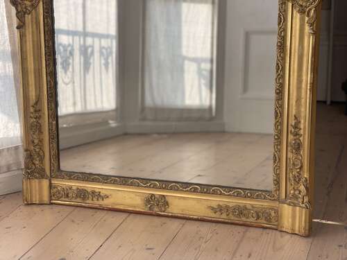 Antique French gilt Napoléon III mirror