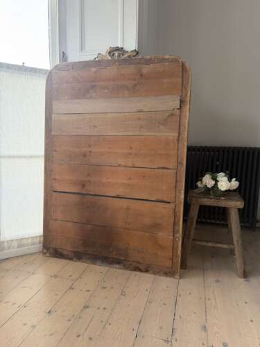 Large antique French gilt mirror